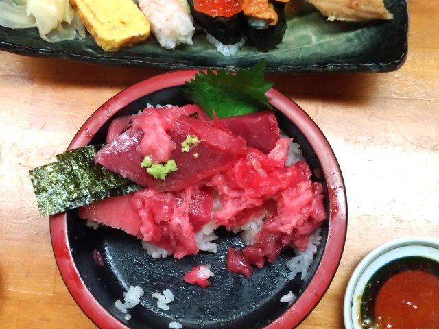 Maguro_don